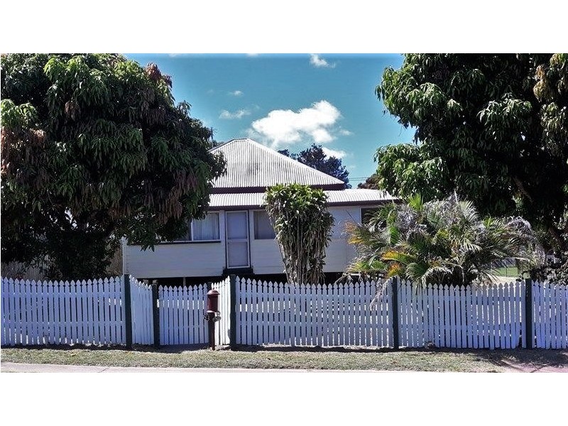 83 James St, Mount Morgan QLD 4714