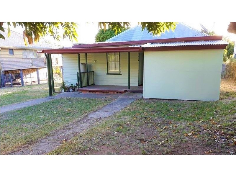 83 James St, Mount Morgan QLD 4714