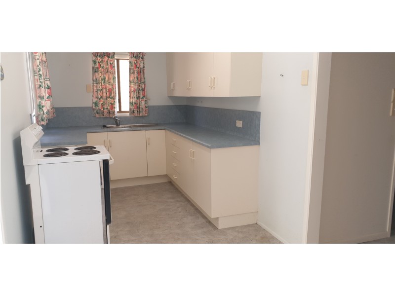 28 William St, Mount Morgan QLD 4714