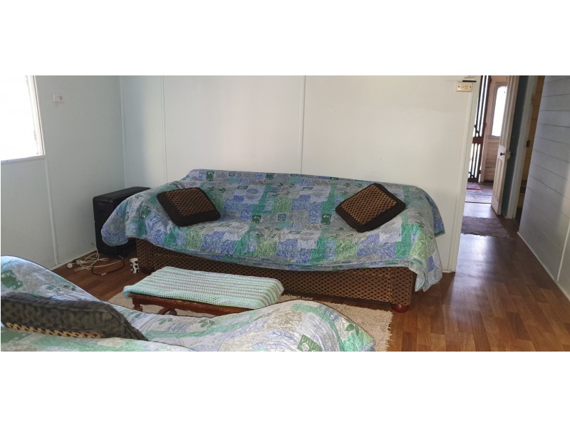 49b Tipperary Rd, Mount Morgan QLD 4714