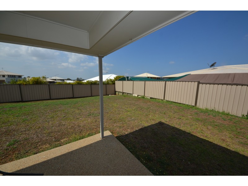 1 Belltrees Pl, Gracemere QLD 4702