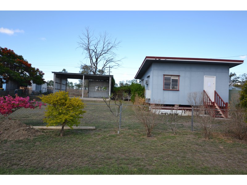 42 High St, Bajool QLD 4699