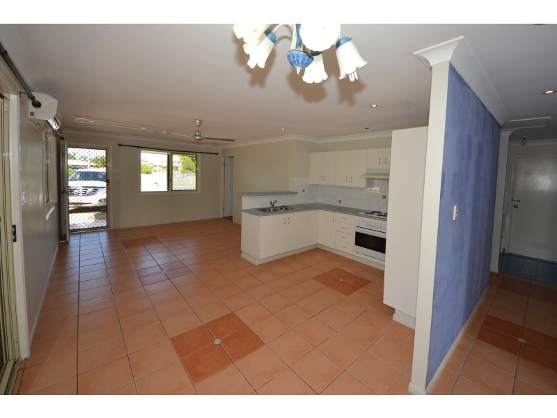 12 Rosewood Ave, Gracemere QLD 4702