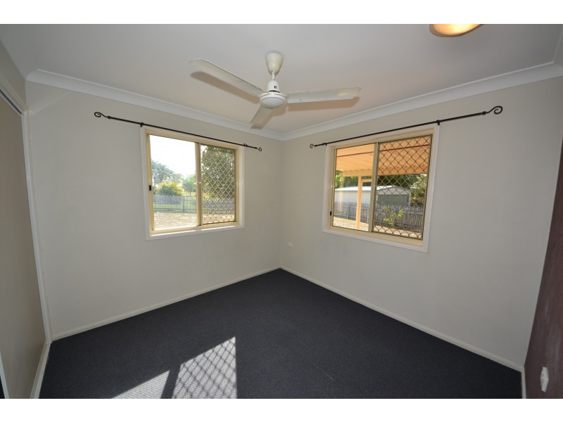 12 Rosewood Ave, Gracemere QLD 4702