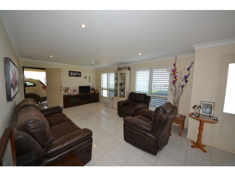 115 Abby Dr, Gracemere QLD 4702