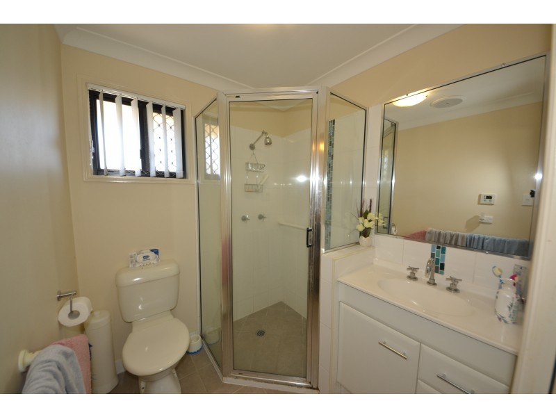 115 Abby Dr, Gracemere QLD 4702