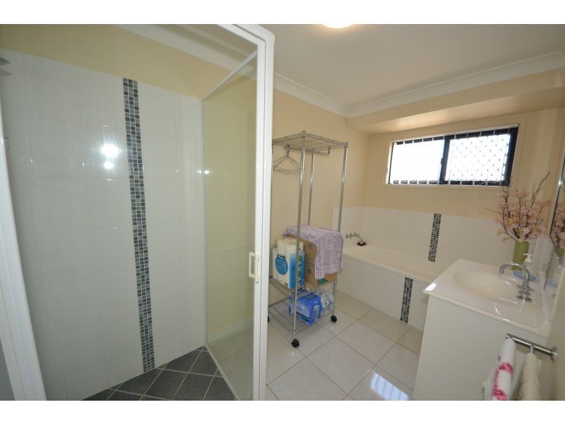 115 Abby Dr, Gracemere QLD 4702
