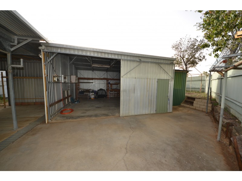 5 School St, Bajool QLD 4699