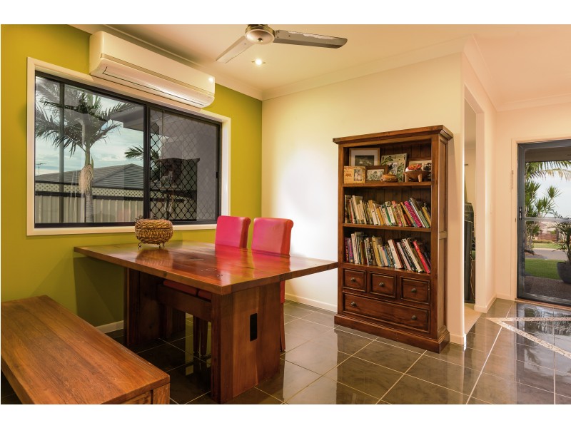 19 Broadhurst Dr, Gracemere QLD 4702