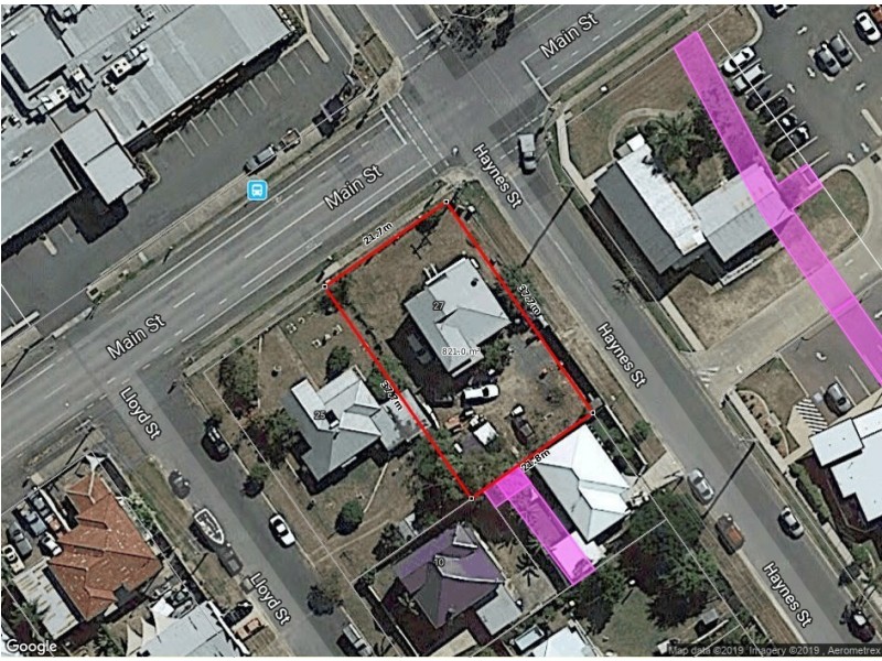 27 Main St, Park Avenue QLD 4701