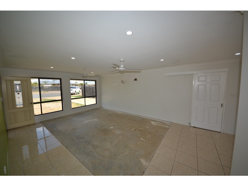 3 Cockatoo Ct, Gracemere QLD 4702