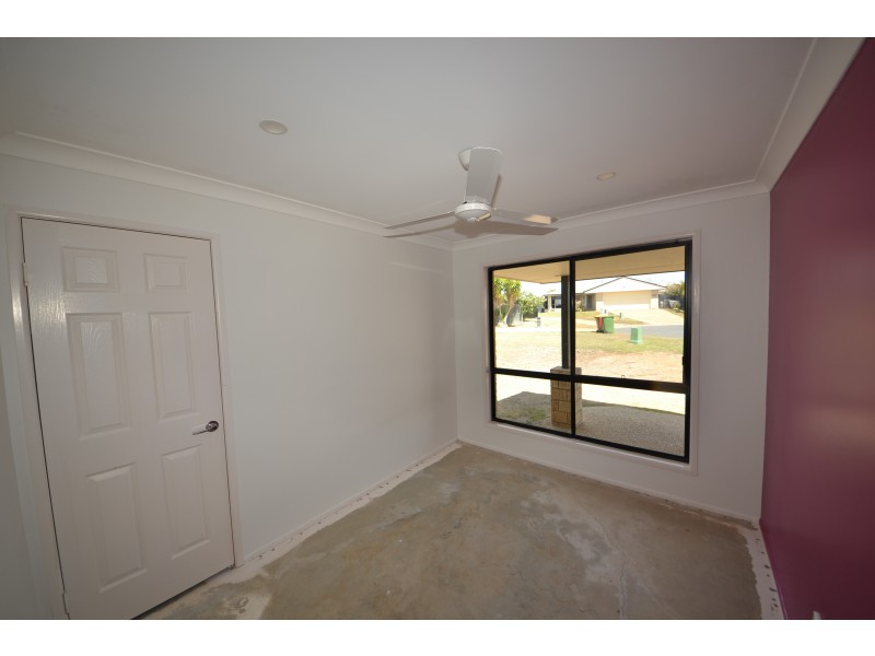 3 Cockatoo Ct, Gracemere QLD 4702