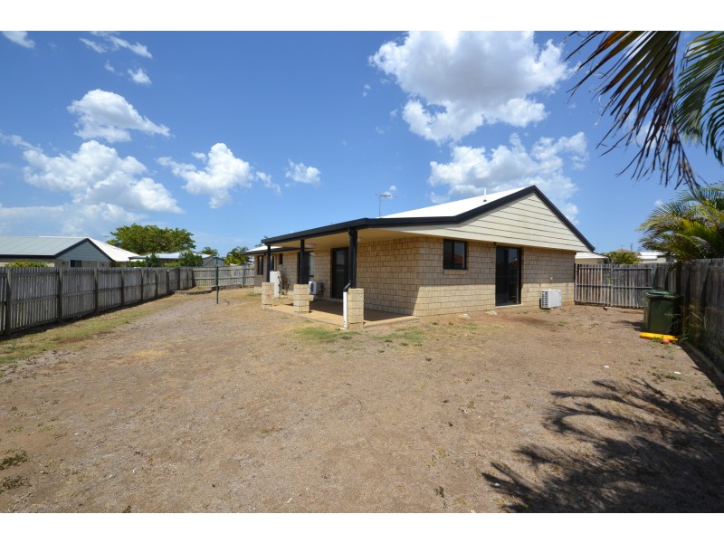3 Cockatoo Ct, Gracemere QLD 4702