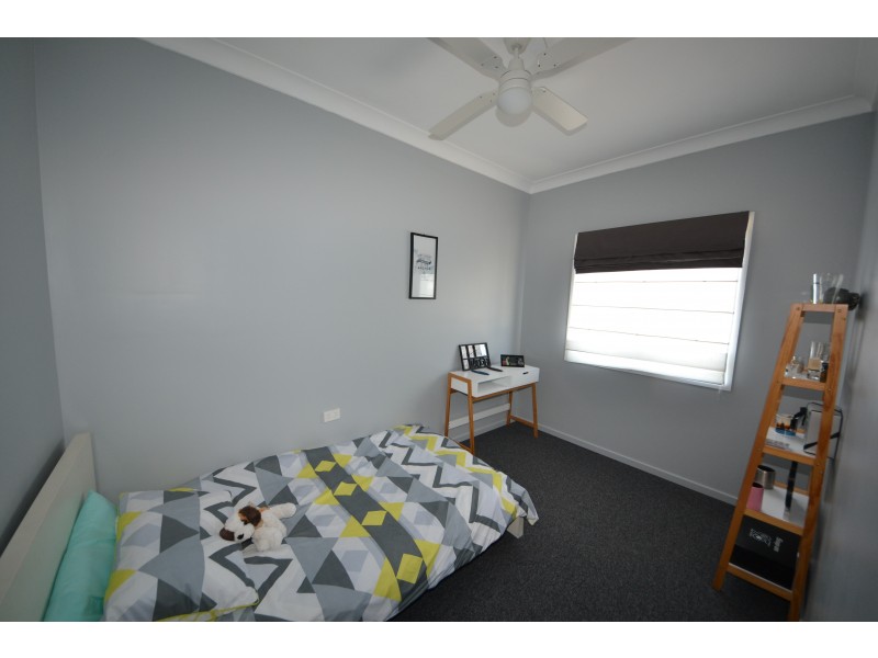 54 Pattison St, Mount Morgan QLD 4714