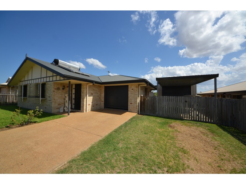 28 Lucas St, Gracemere QLD 4702
