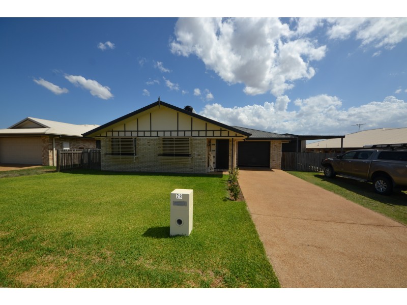 28 Lucas St, Gracemere QLD 4702
