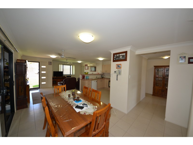 28 Lucas St, Gracemere QLD 4702