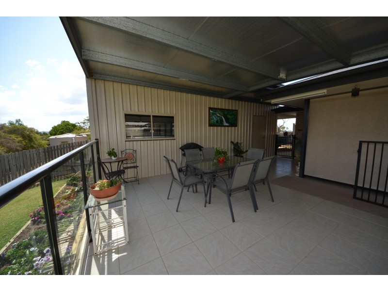 28 Lucas St, Gracemere QLD 4702