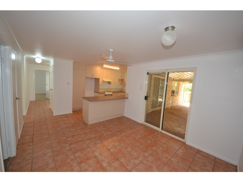 18 Rosewood Ave, Gracemere QLD 4702