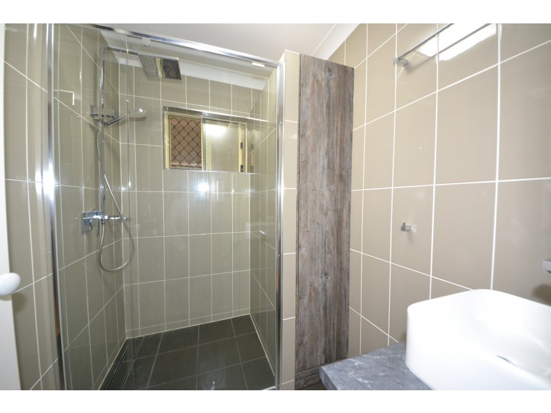 18 Zamia Way, Gracemere QLD 4702