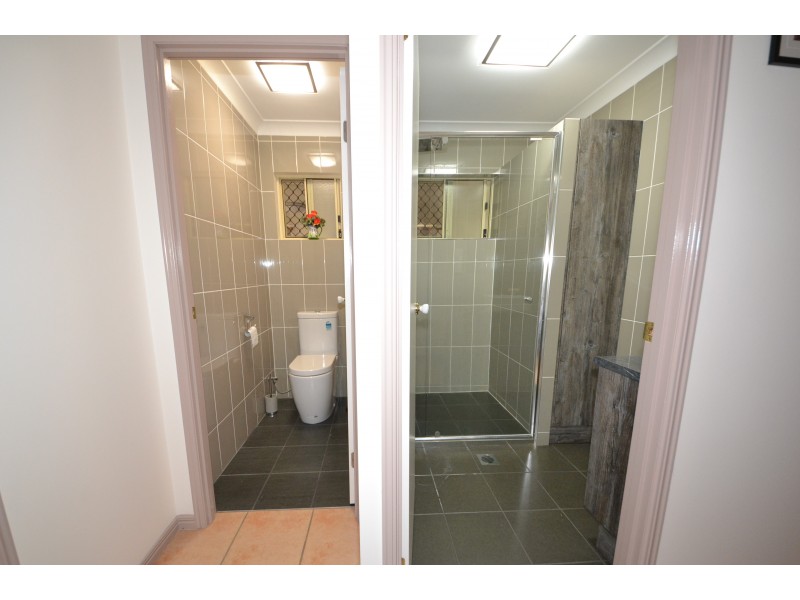 18 Zamia Way, Gracemere QLD 4702