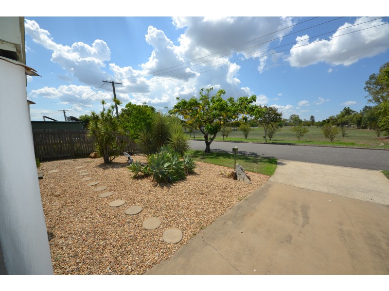 63 Jones St, Wandal QLD 4700