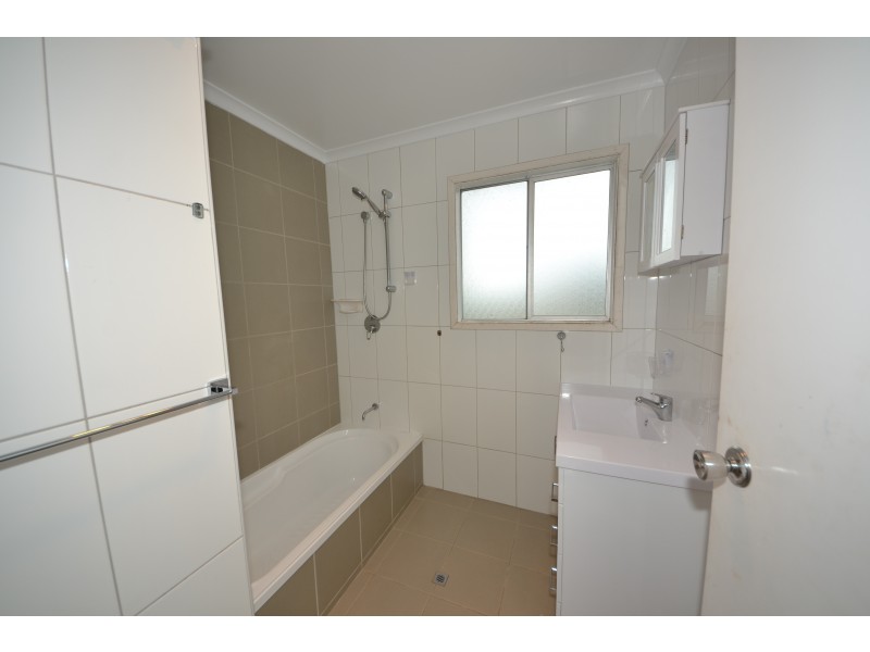 72 Breakspear St, Gracemere QLD 4702