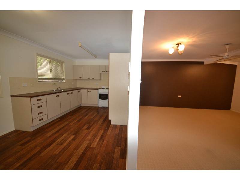 62 Johnson Rd, Gracemere QLD 4702