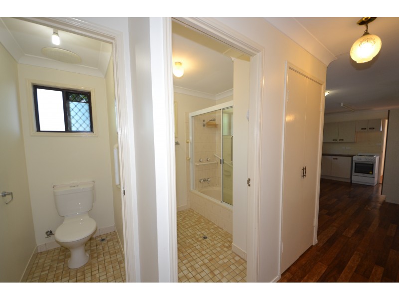 62 Johnson Rd, Gracemere QLD 4702