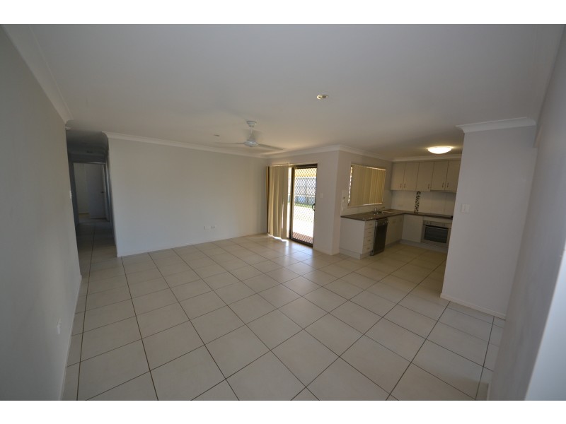 4 Justin St, Gracemere QLD 4702