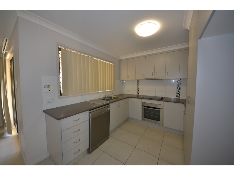 4 Justin St, Gracemere QLD 4702