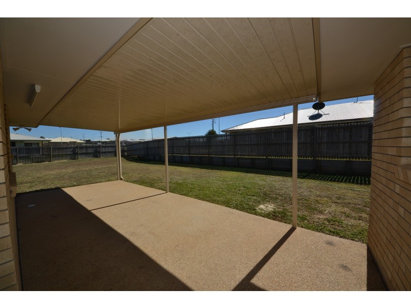 4 Justin St, Gracemere QLD 4702