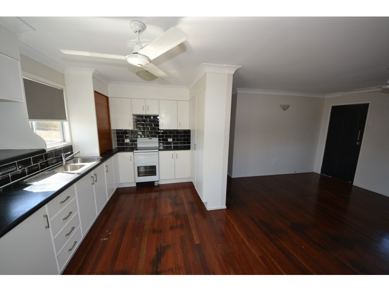 14 Reservoir St, Gracemere QLD 4702