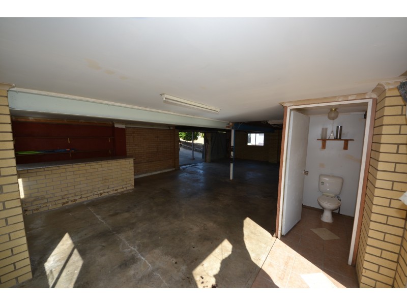 14 Reservoir St, Gracemere QLD 4702