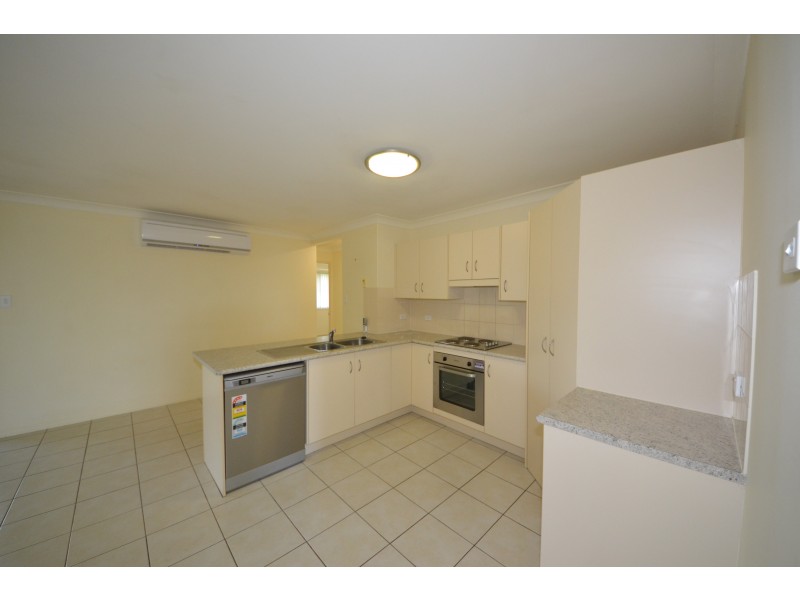 8 Zamia Way, Gracemere QLD 4702