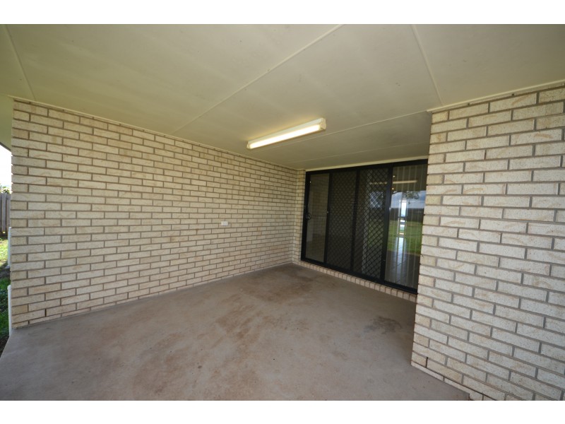 8 Zamia Way, Gracemere QLD 4702