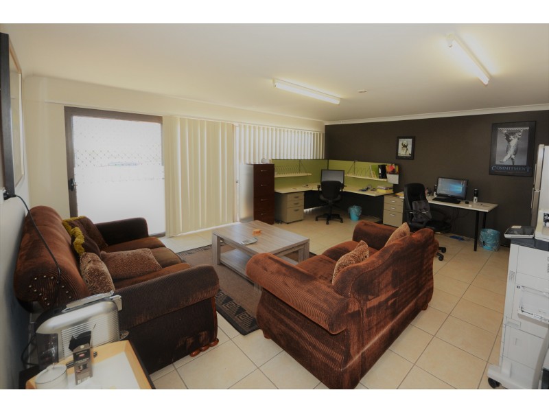 35 Doongarra Cres, Gracemere QLD 4702