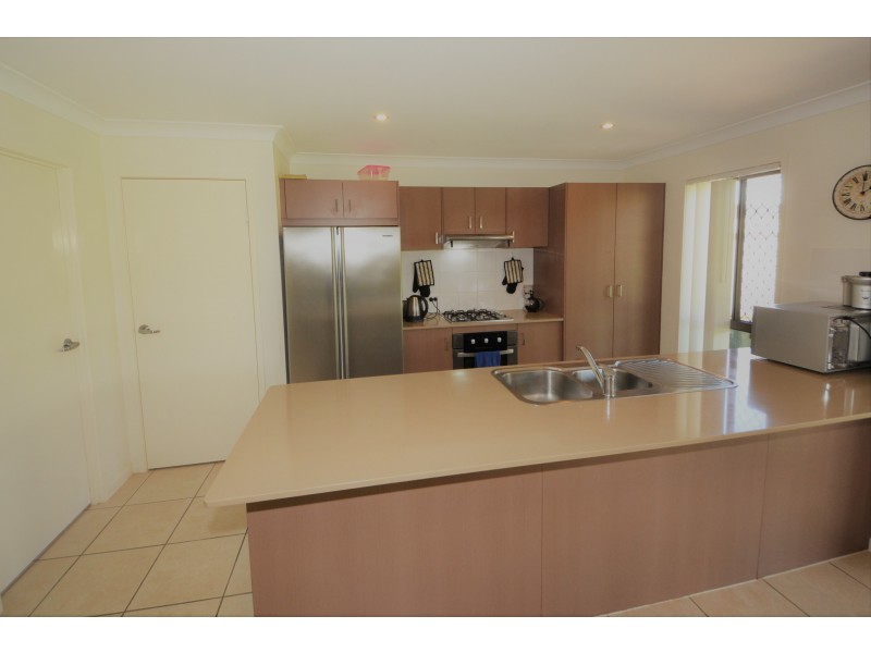 35 Doongarra Cres, Gracemere QLD 4702