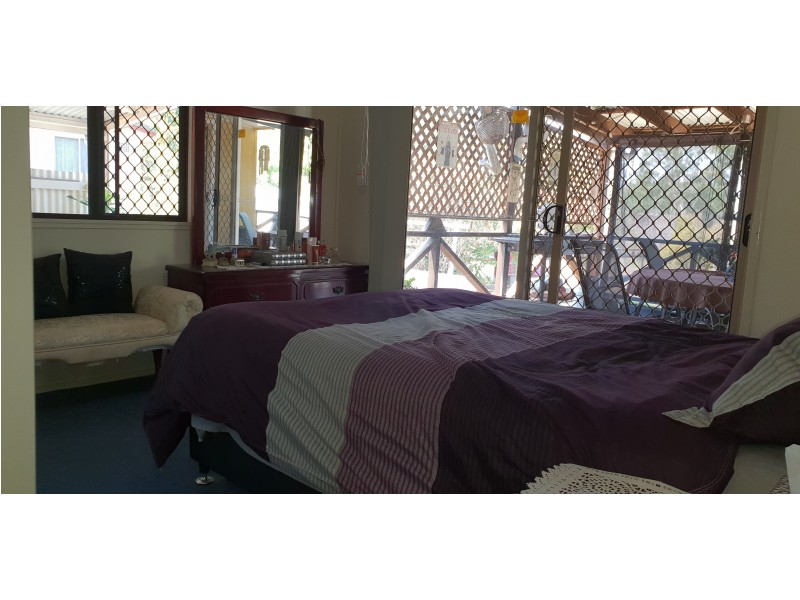 10 Limerick Lane, Mount Morgan QLD 4714