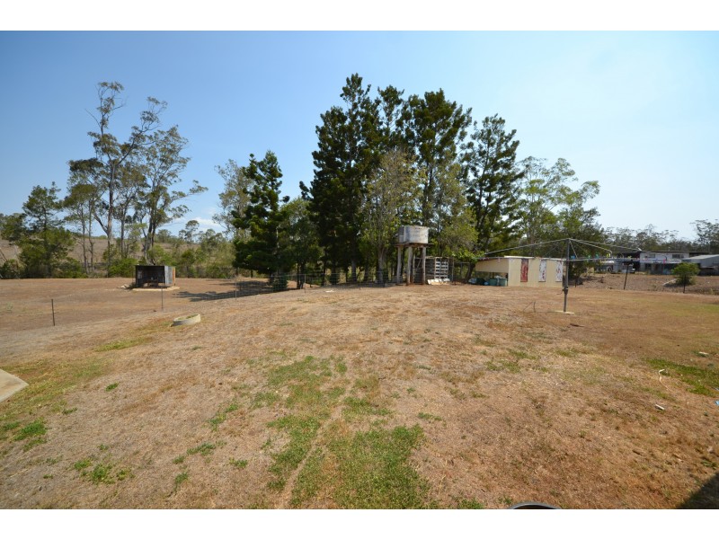 395 Struck Oil Rd, Struck Oil QLD 4714