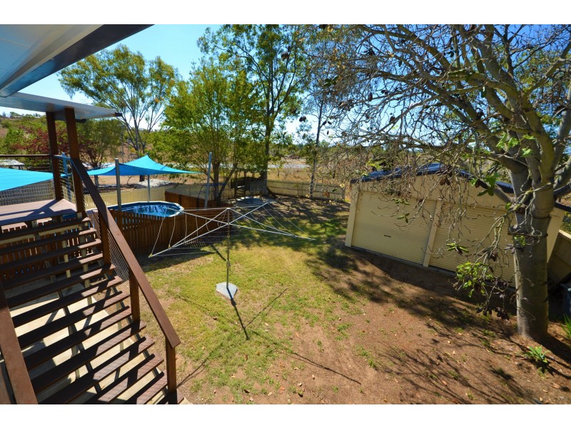 4 Perriman St, Gracemere QLD 4702