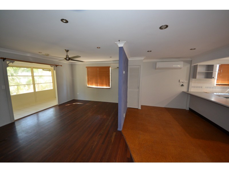 4 Perriman St, Gracemere QLD 4702
