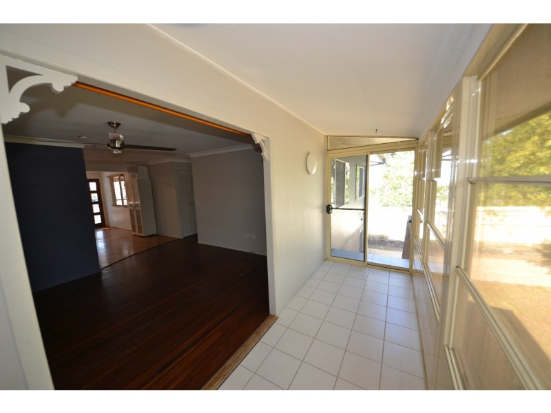 4 Perriman St, Gracemere QLD 4702