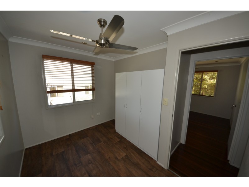4 Perriman St, Gracemere QLD 4702