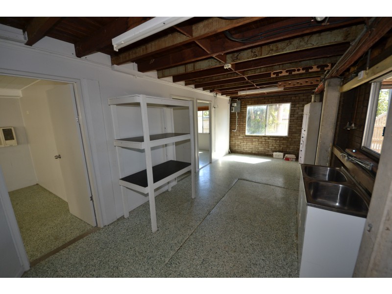 4 Perriman St, Gracemere QLD 4702