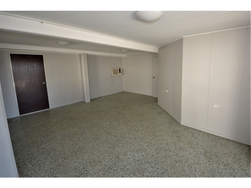 4 Perriman St, Gracemere QLD 4702