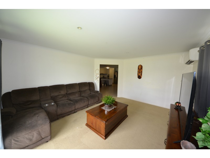 8 Koolamarra Drive, Gracemere QLD 4702