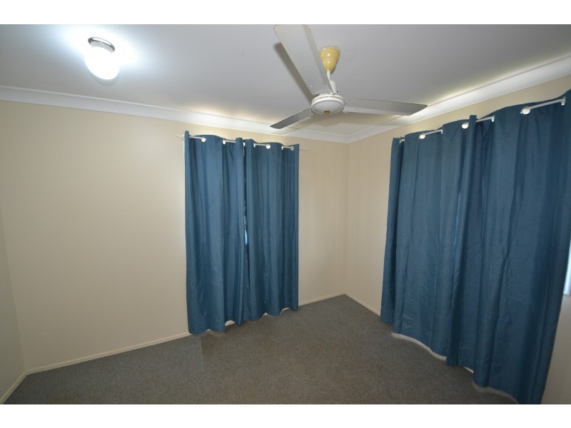 5 Milne Pl, Gracemere QLD 4702