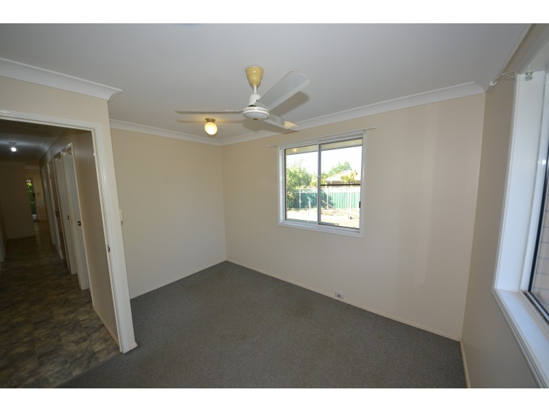 5 Milne Pl, Gracemere QLD 4702