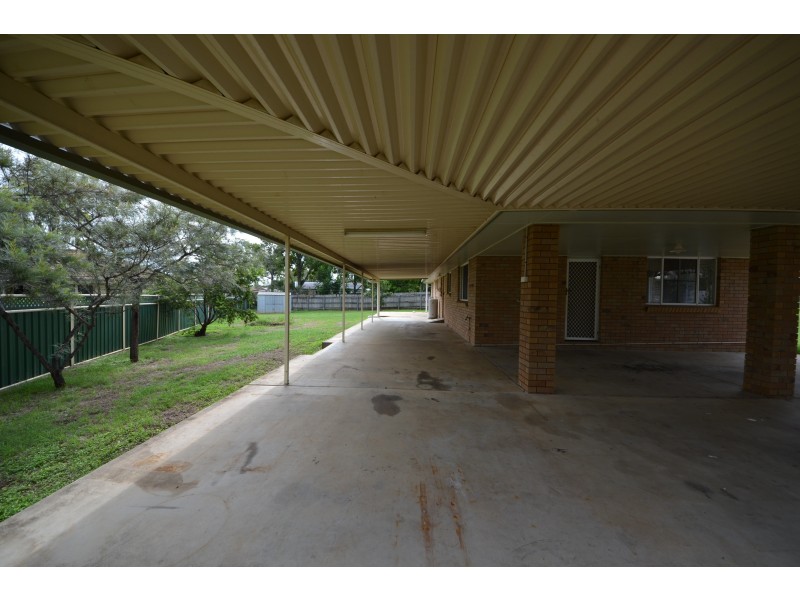 5 Milne Pl, Gracemere QLD 4702